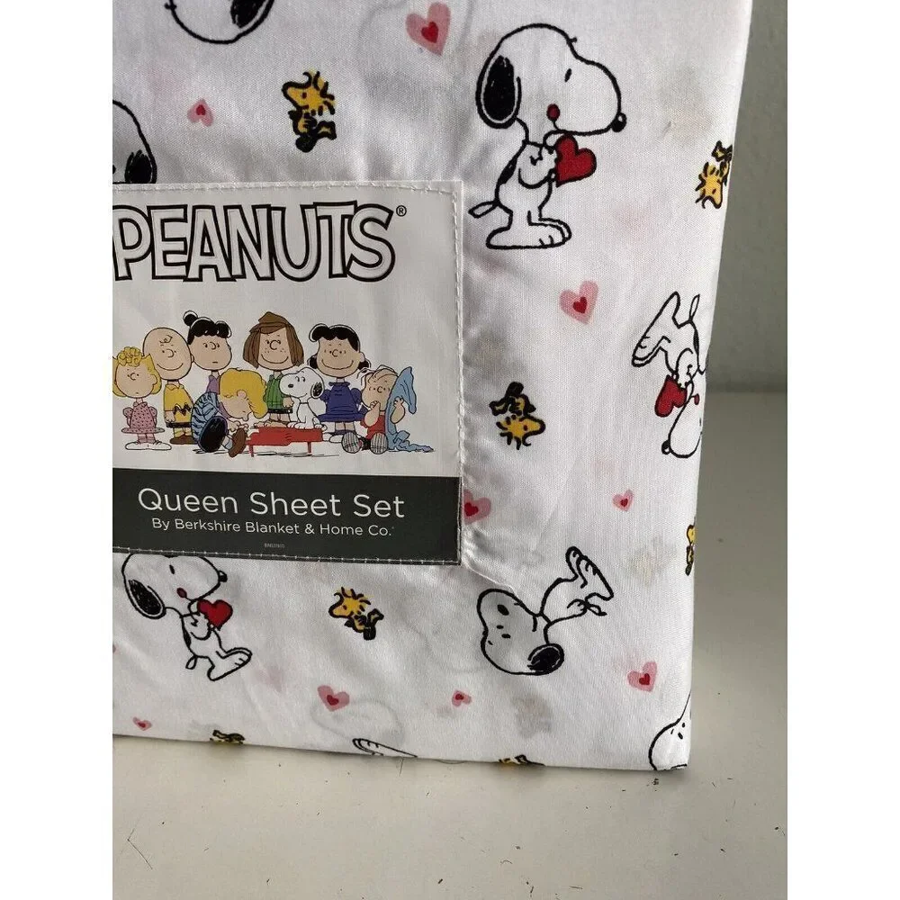 Peanuts Snoopy Woodstock Hearts Valentines Day QUEEN Size Sheet Set‎ Soft NEW